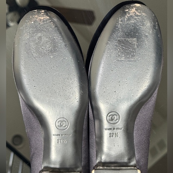 Chanel Satin Flats with Pearls on Heels - Picture 9 of 16